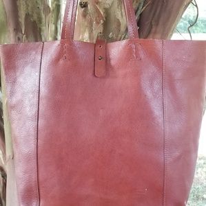 Lucky Brand: The Point Tote